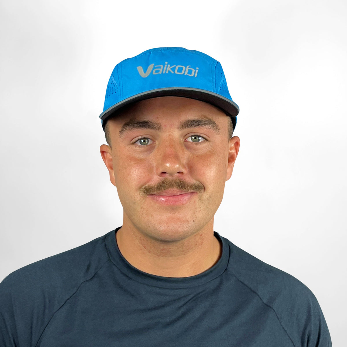Vaikobi Lightweight Ocean Cap Cyan - front angle