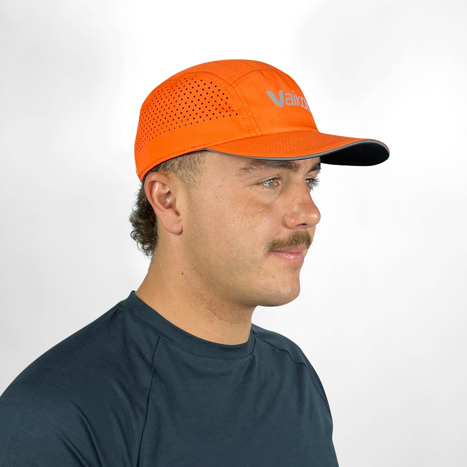 Vaikobi Lightweight Ocean Cap Orange - front view