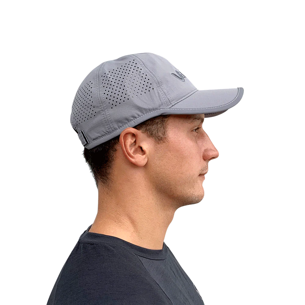 Vaikobi Ocean Active Cap - grey, side with male model