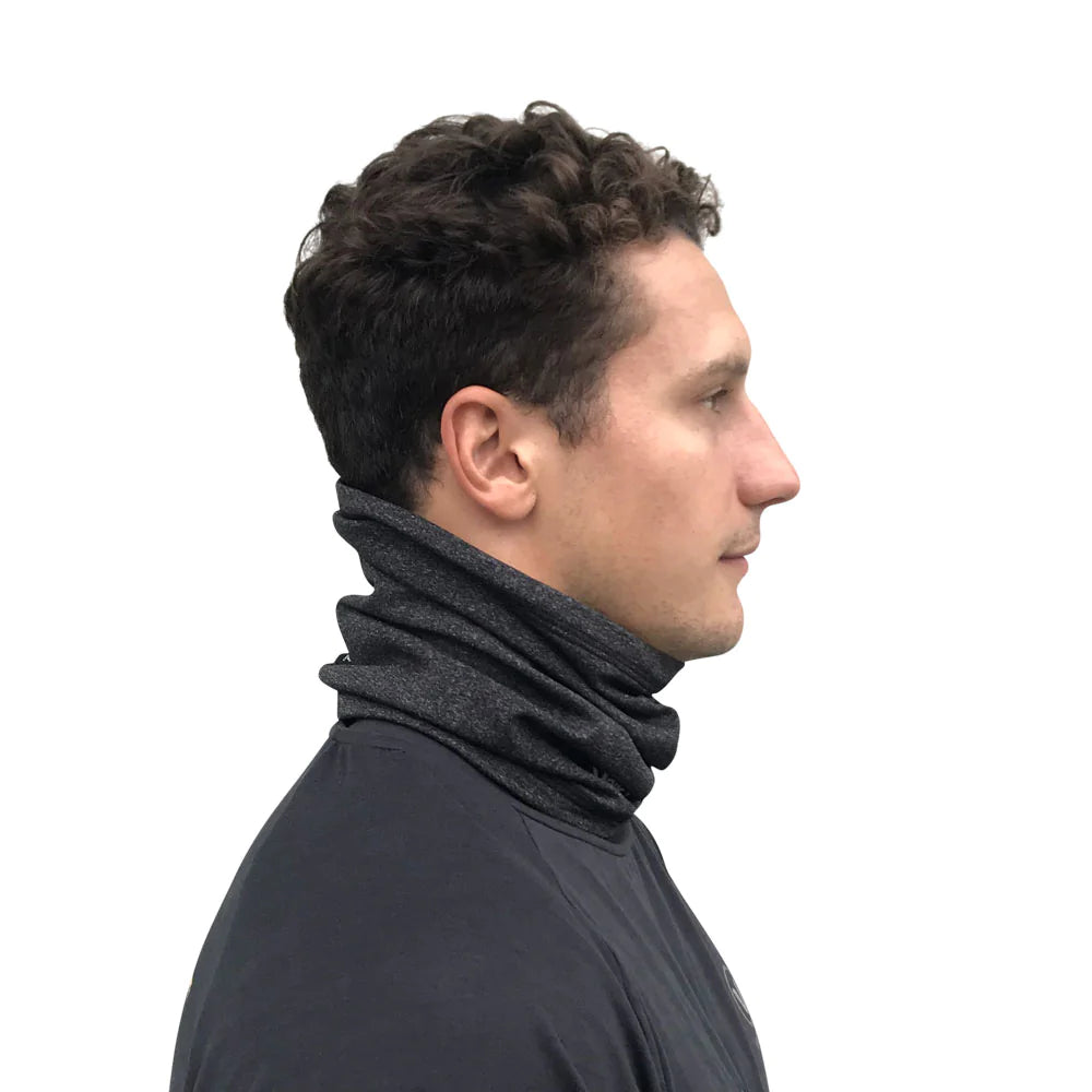 Vaikobi fleece neck warmer - angle